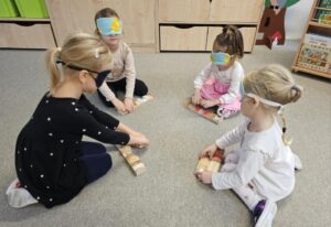 Obrázek pro příspěvek Jak jsme si procvičovali smysly